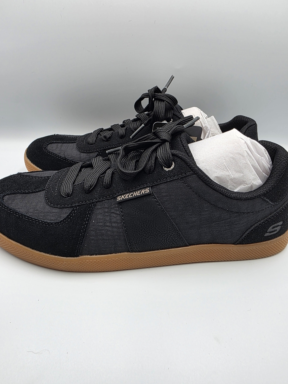 Skechers Men's Camilo Black Sneakers with Gum Sole
